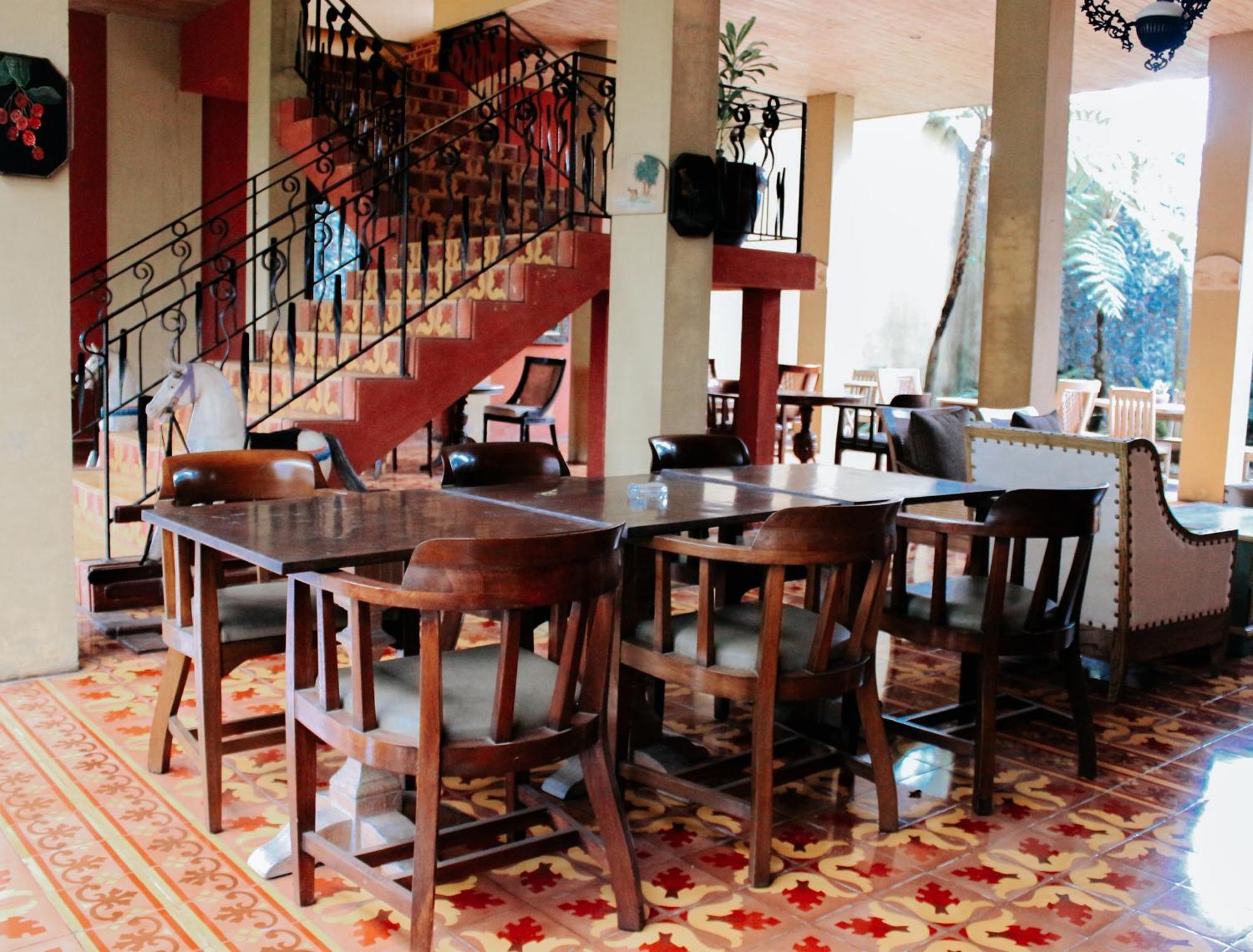 Kayu Arum Resort Salatiga Exterior foto