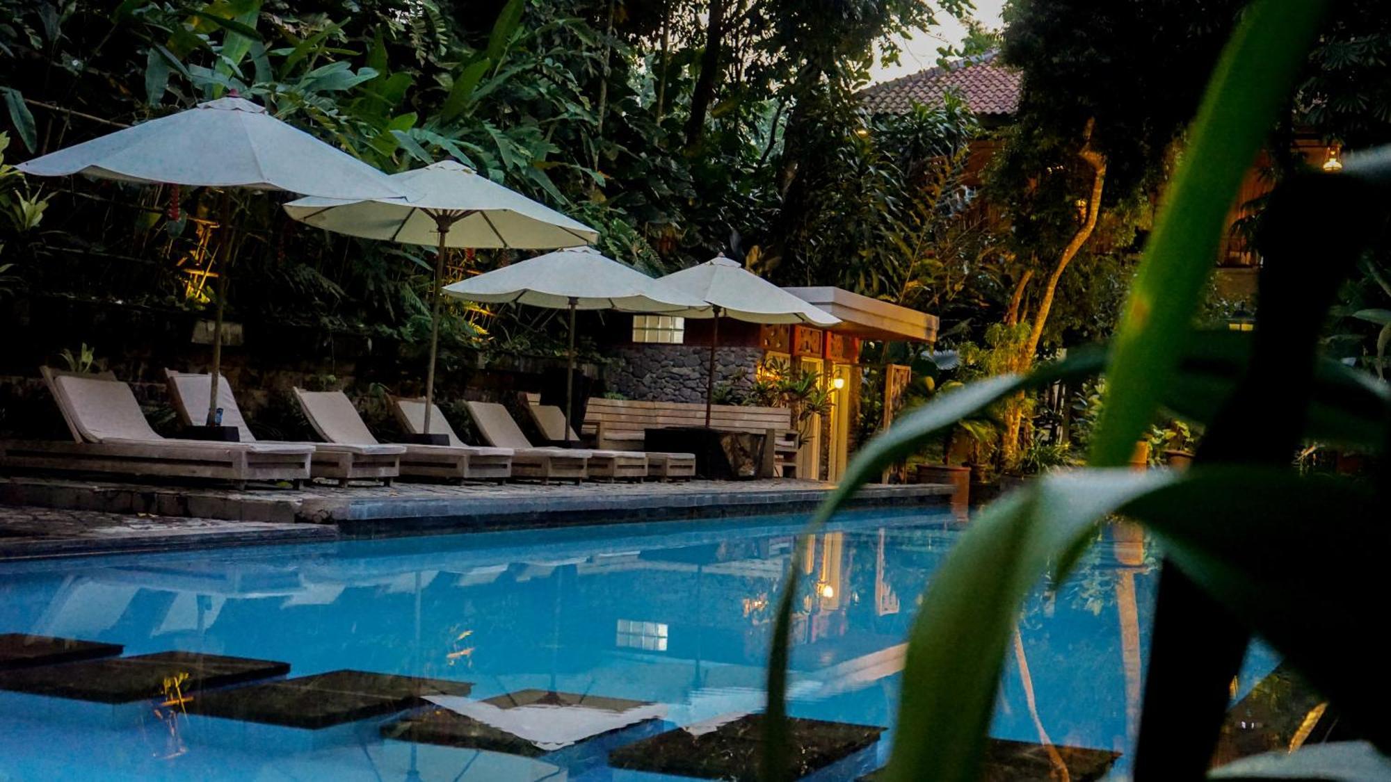 Kayu Arum Resort Salatiga Exterior foto