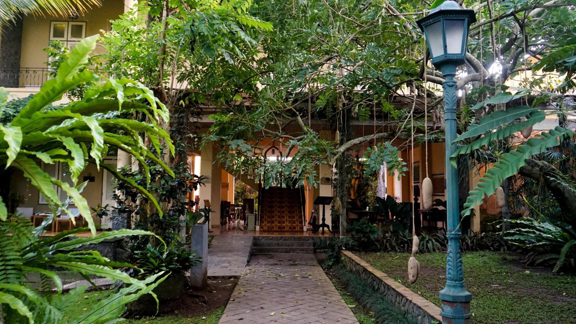 Kayu Arum Resort Salatiga Exterior foto